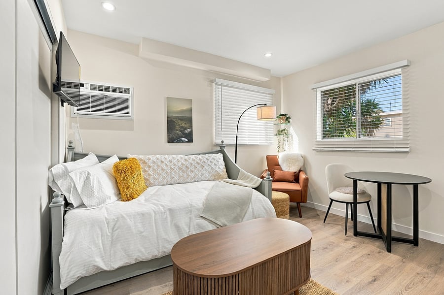 Furnished Finder property 1052101_1 photo 11