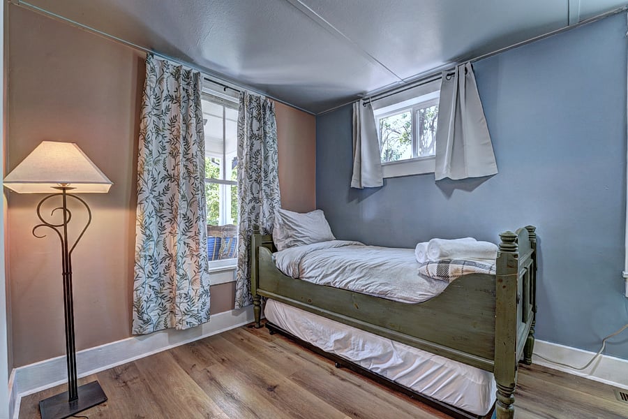 Bedroom #3- Twin bed with Twin Trundle bed