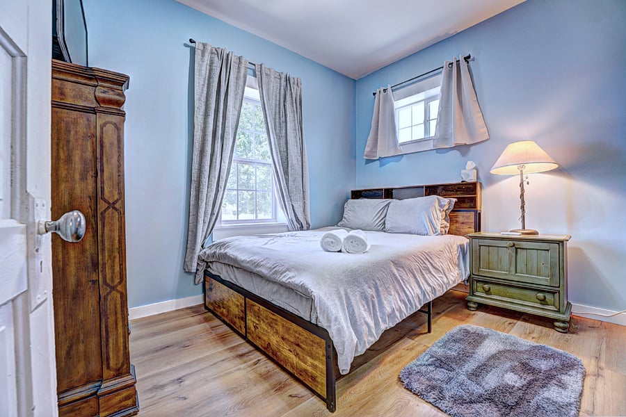 Furnished Finder property 1052102_1 photo 25