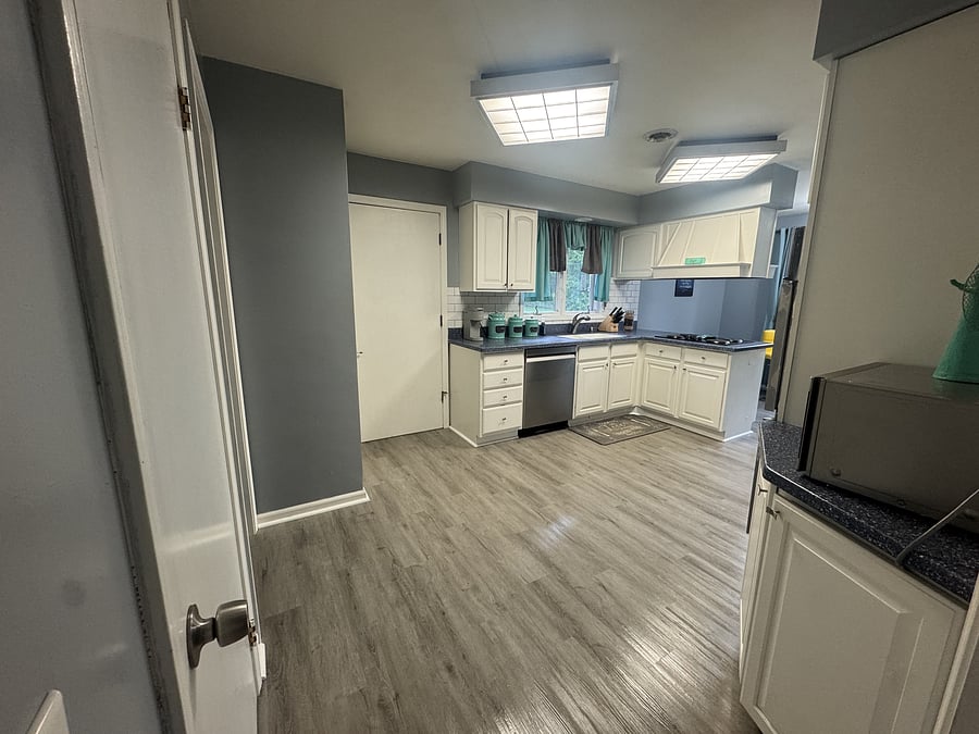 Furnished Finder property 1052105_1 photo 5