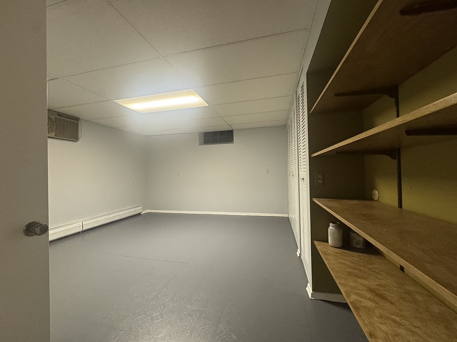Room #2 in Basement Photo #2
