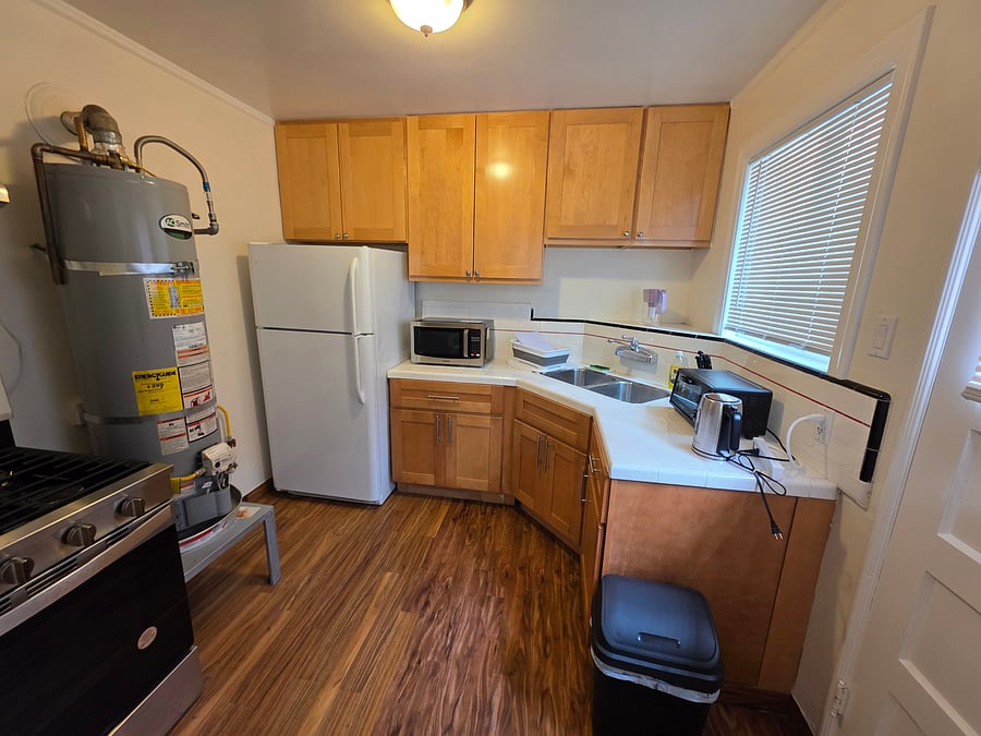 Furnished Finder property 1052107_1 photo 6