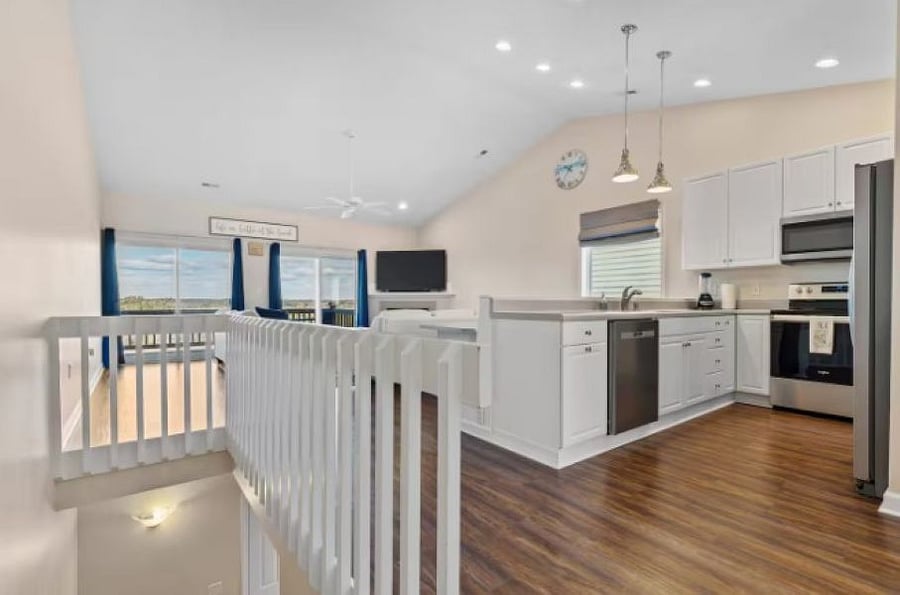 Furnished Finder property 1052122_1 photo 9