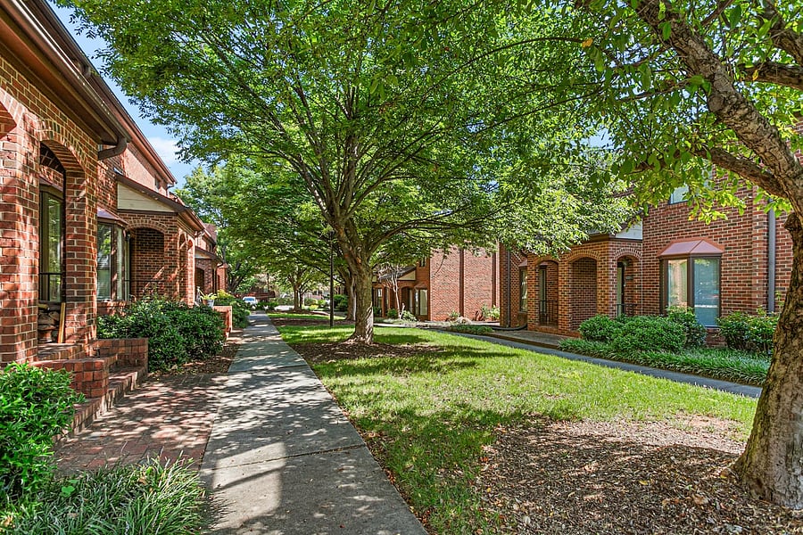 Furnished Finder property 1052127_1 photo 49
