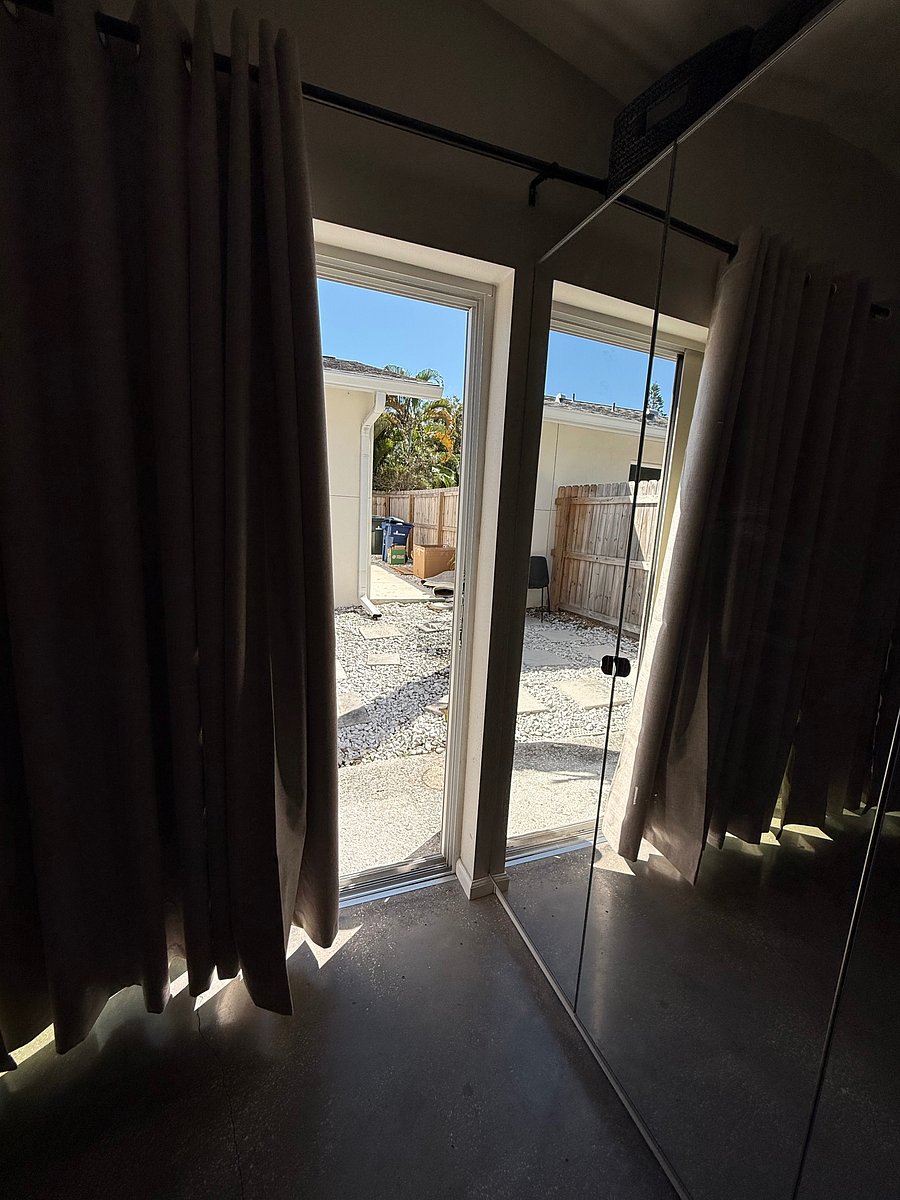 Furnished Finder property 1052136_1 photo 3