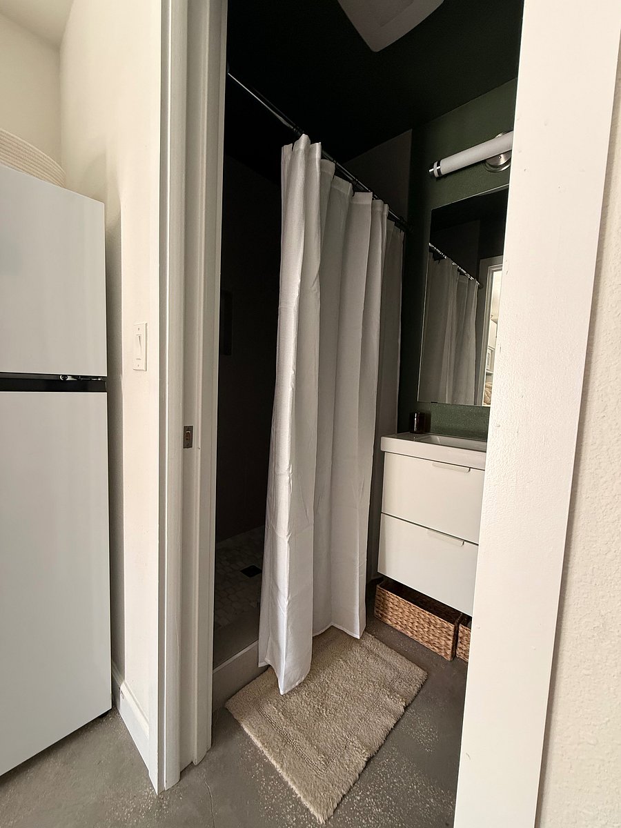 Furnished Finder property 1052136_1 photo 6