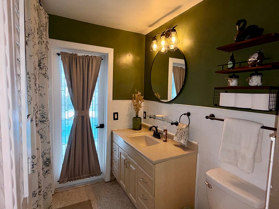 Furnished Finder property 1052149_1 photo 14