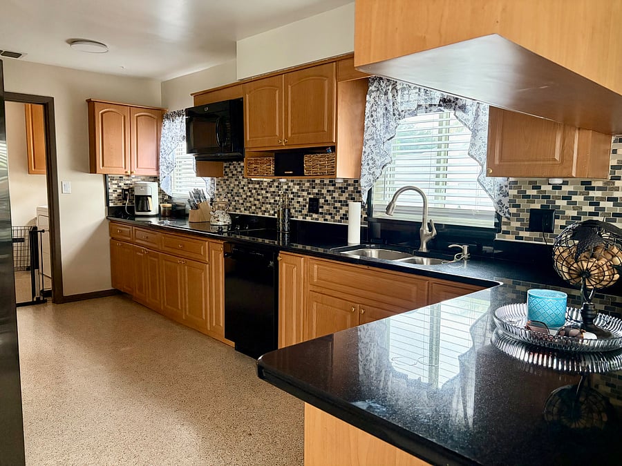 Furnished Finder property 1052149_1 photo 7
