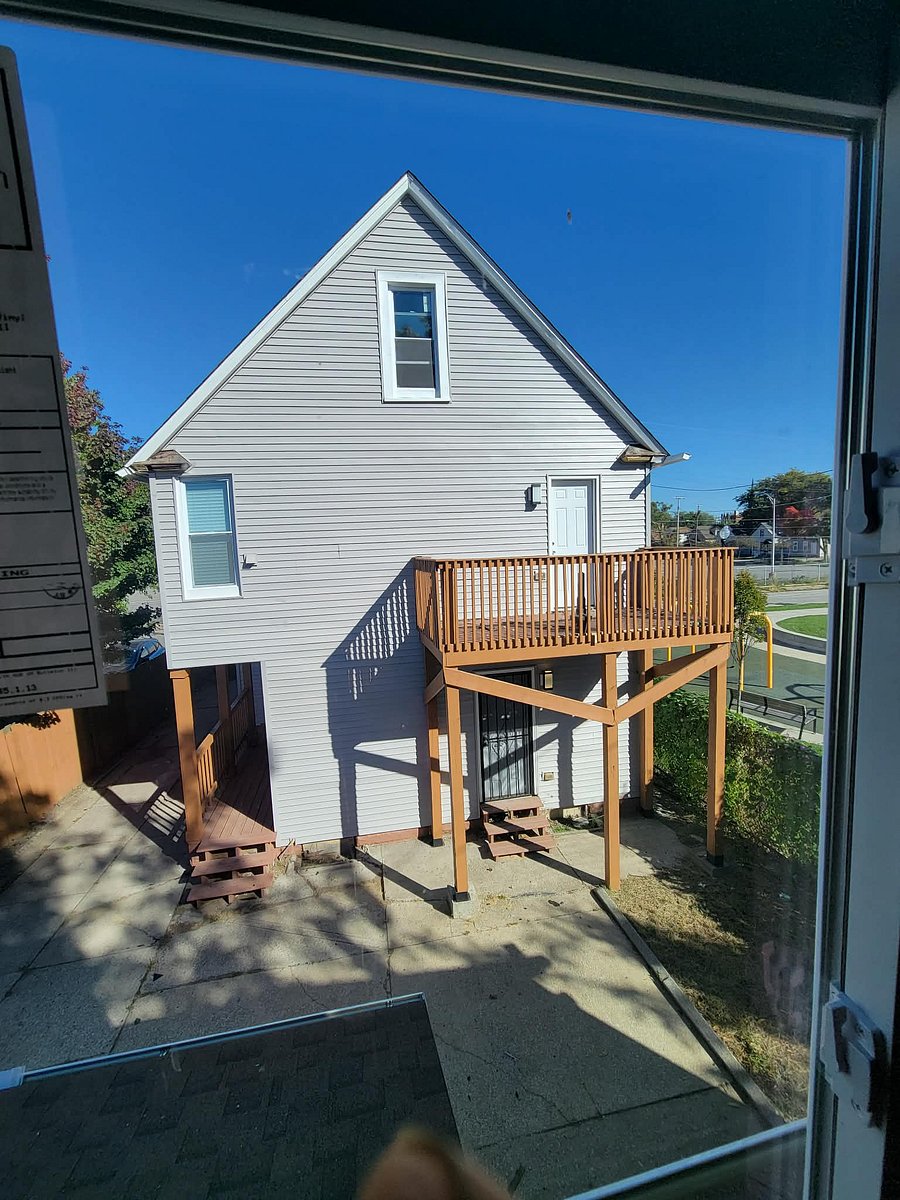 Furnished Finder property 1052153_1 photo 3