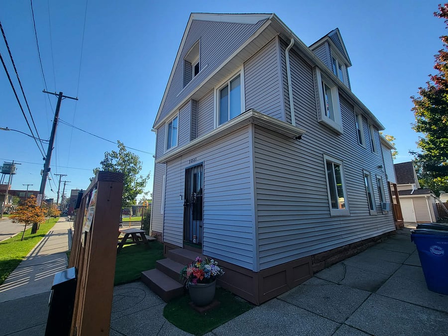 Furnished Finder property 1052153_1 photo 4
