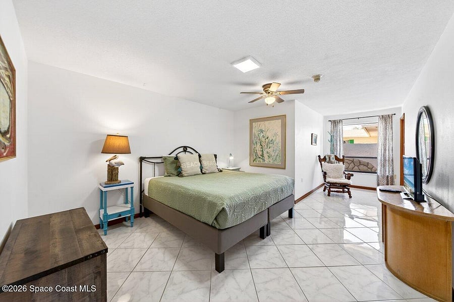 Furnished Finder property 1052162_1 photo 10