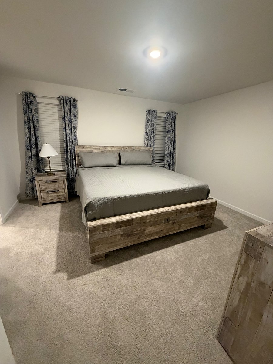 Furnished Finder property 1052164_1 photo 8