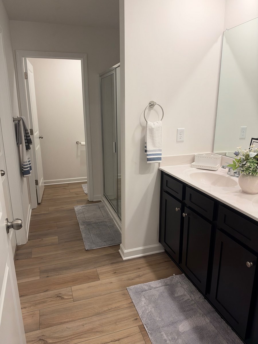 Furnished Finder property 1052164_1 photo 9