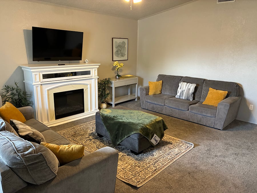 Furnished Finder property 1052181_1 photo 1