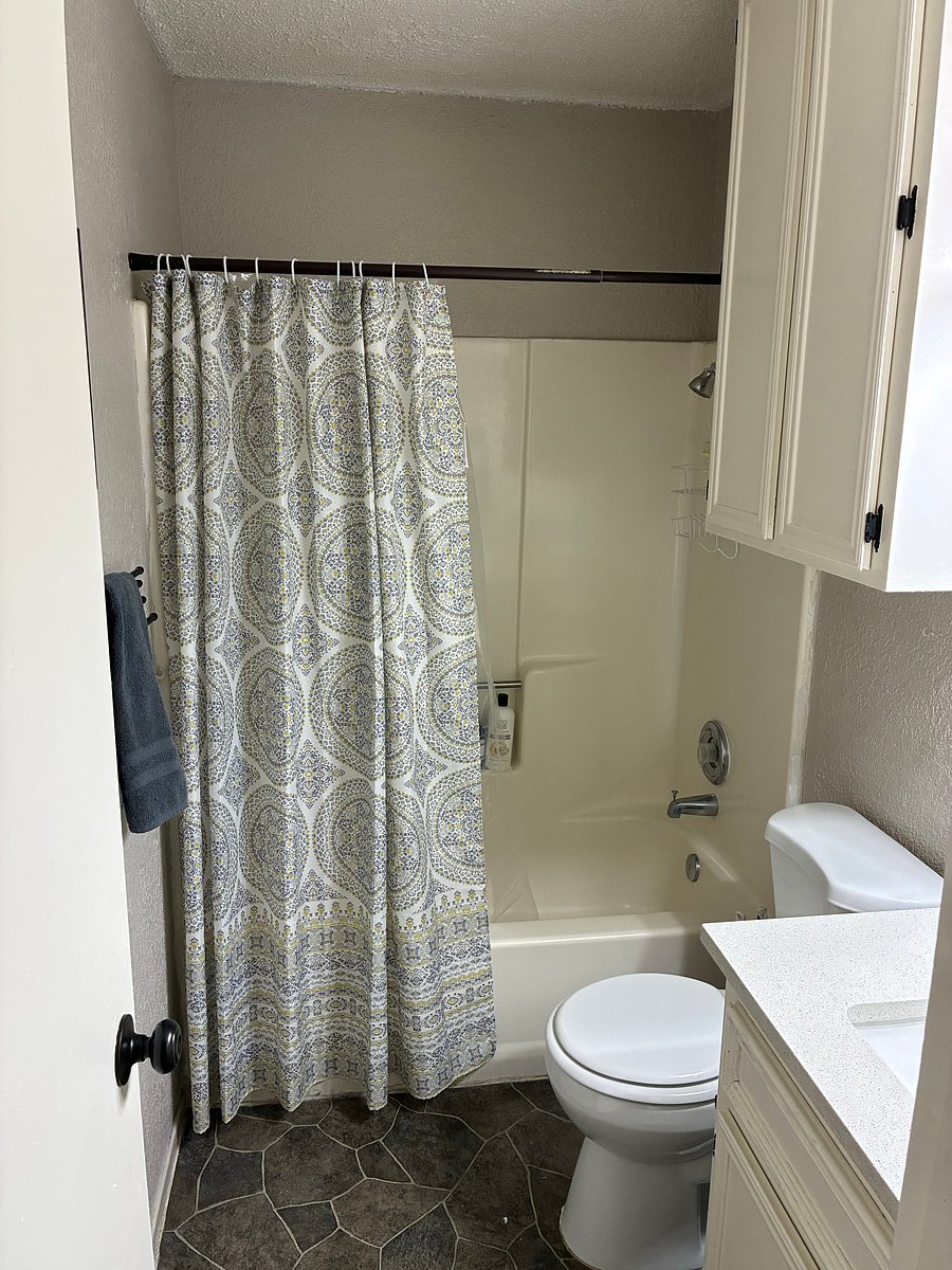 Furnished Finder property 1052181_1 photo 8