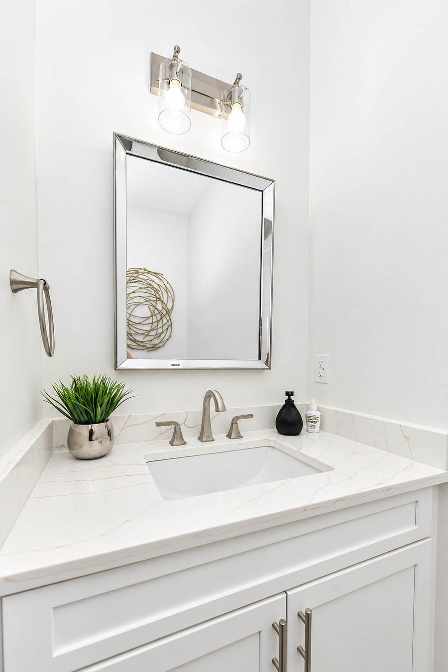 Furnished Finder property 1052187_1 photo 6