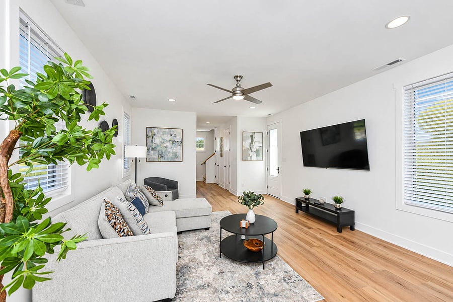 Furnished Finder property 1052187_1 photo 1