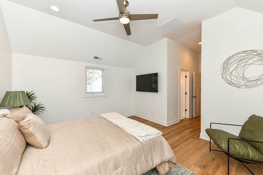 Furnished Finder property 1052187_1 photo 23