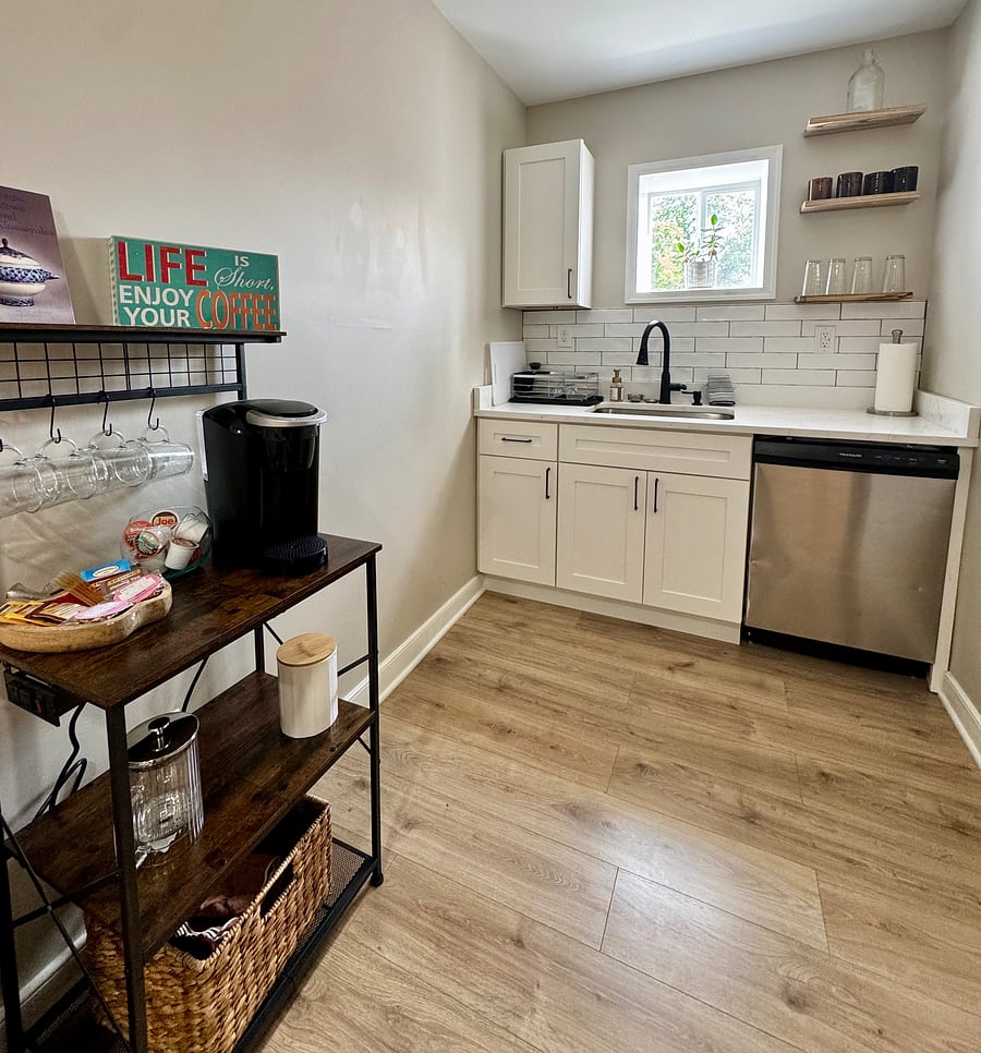 Furnished Finder property 1052197_1 photo 15