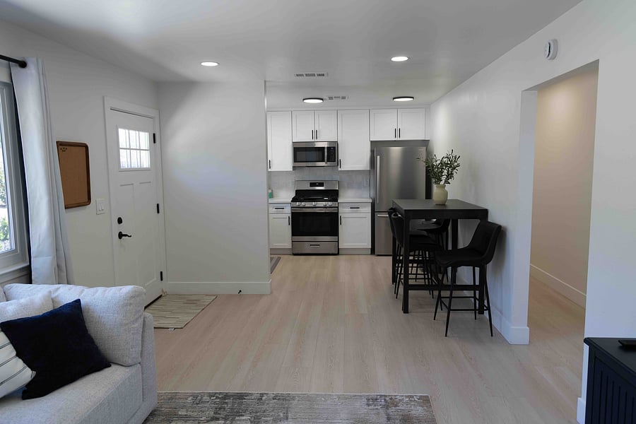 Furnished Finder property 1052198_1 photo 9