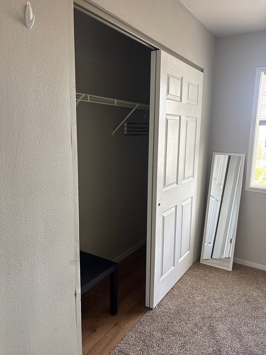 Furnished Finder property 1052223_1 photo 2