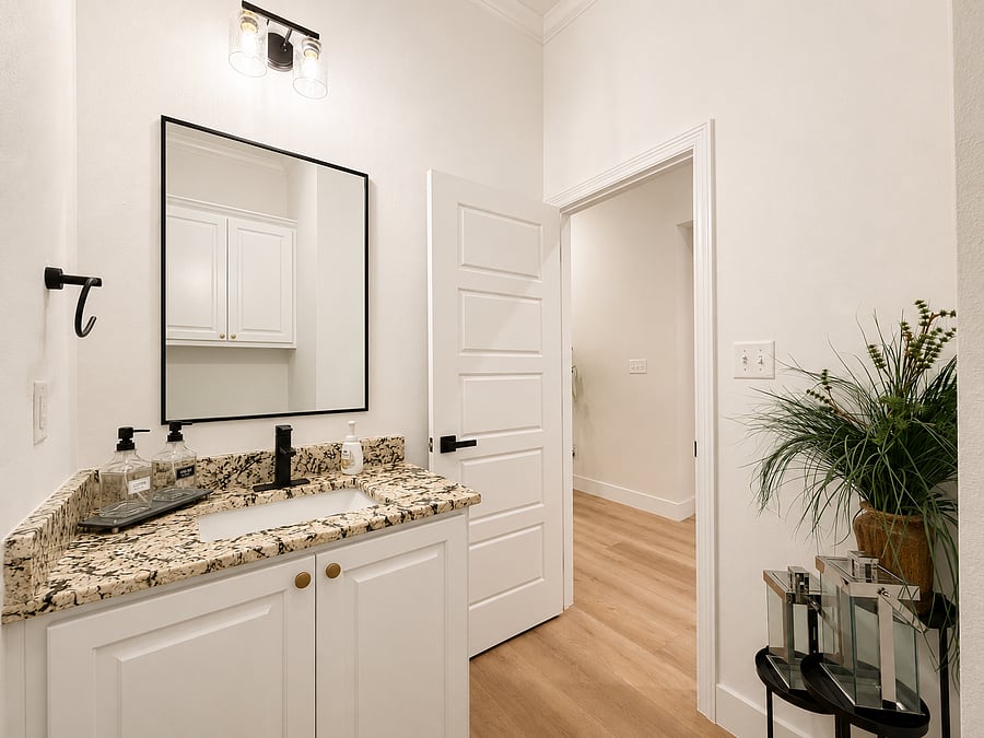 Furnished Finder property 1052224_1 photo 22