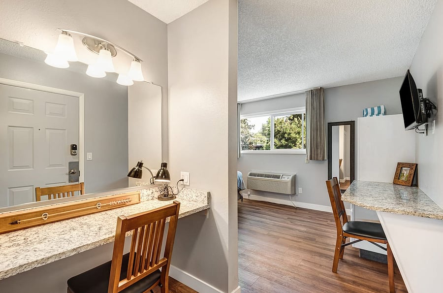 Furnished Finder property 1052260_1 photo 10