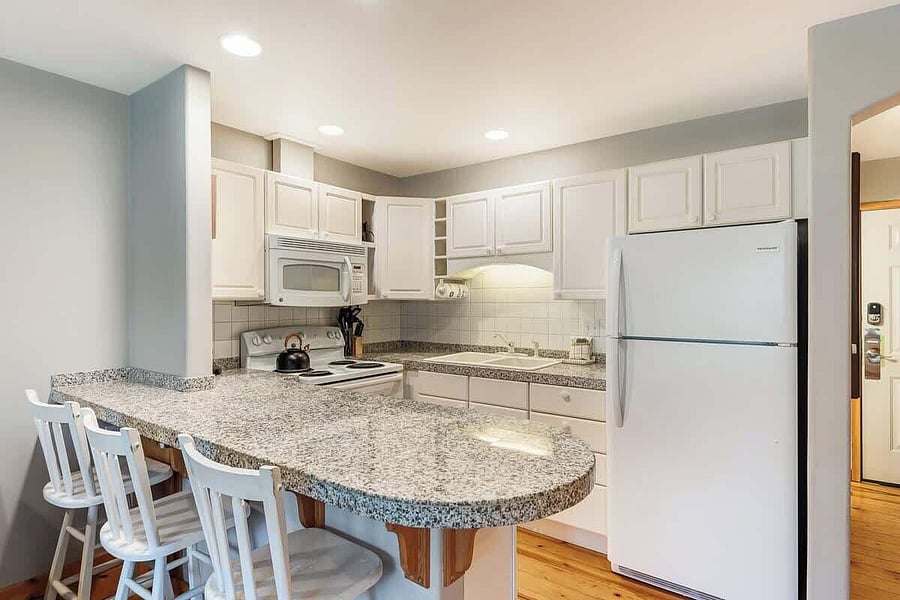 Furnished Finder property 1052260_5 photo 11