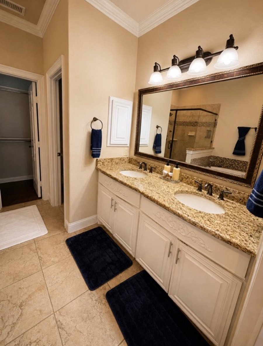 Furnished Finder property 1052285_1 photo 16
