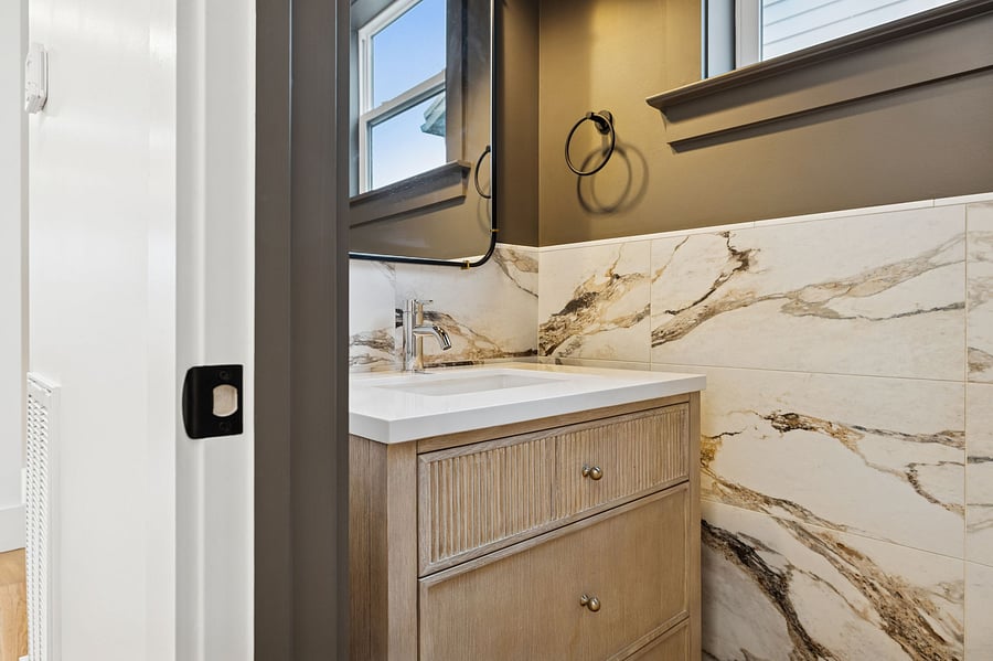 Second Floor Half-Bathroom