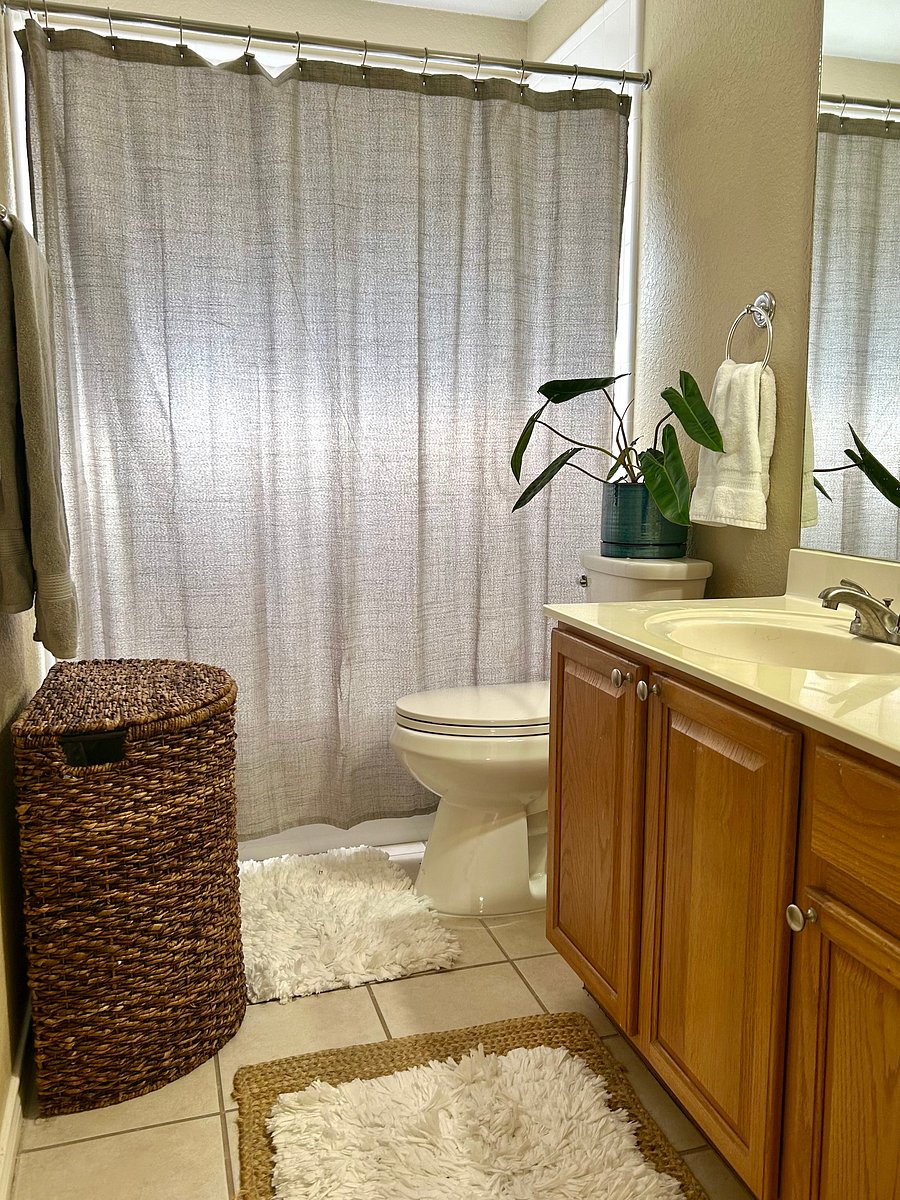 Furnished Finder property 1052302_1 photo 12