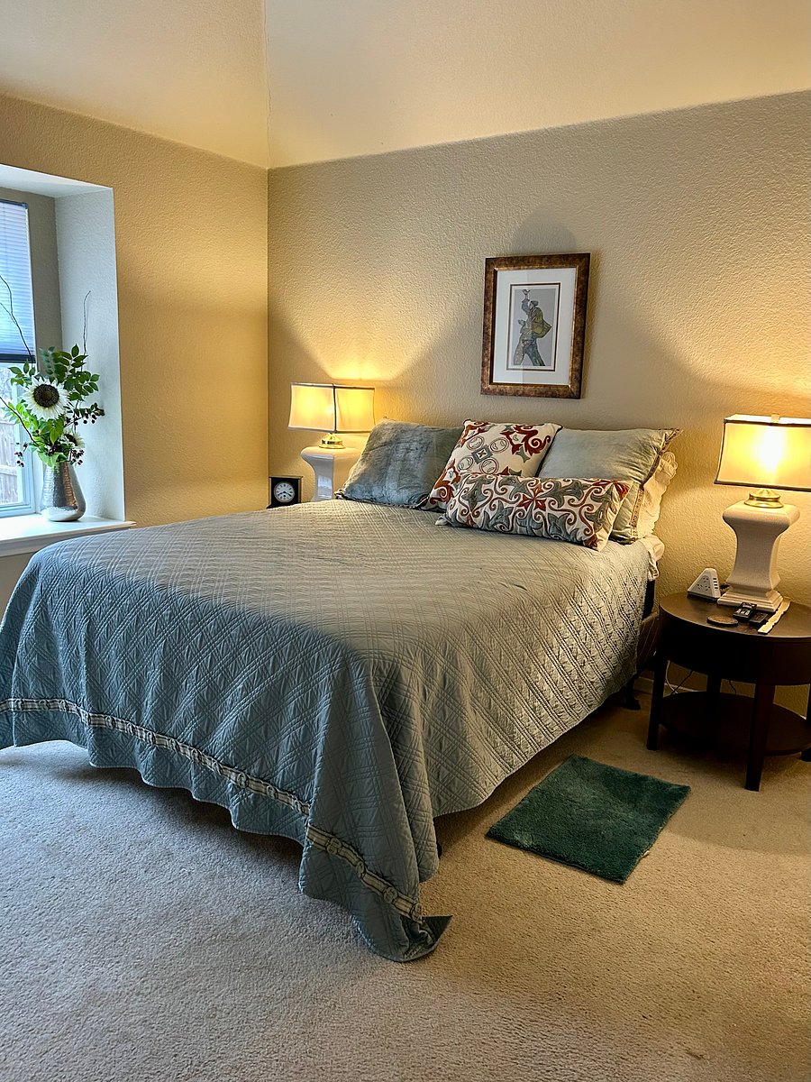 Furnished Finder property 1052302_1 photo 9