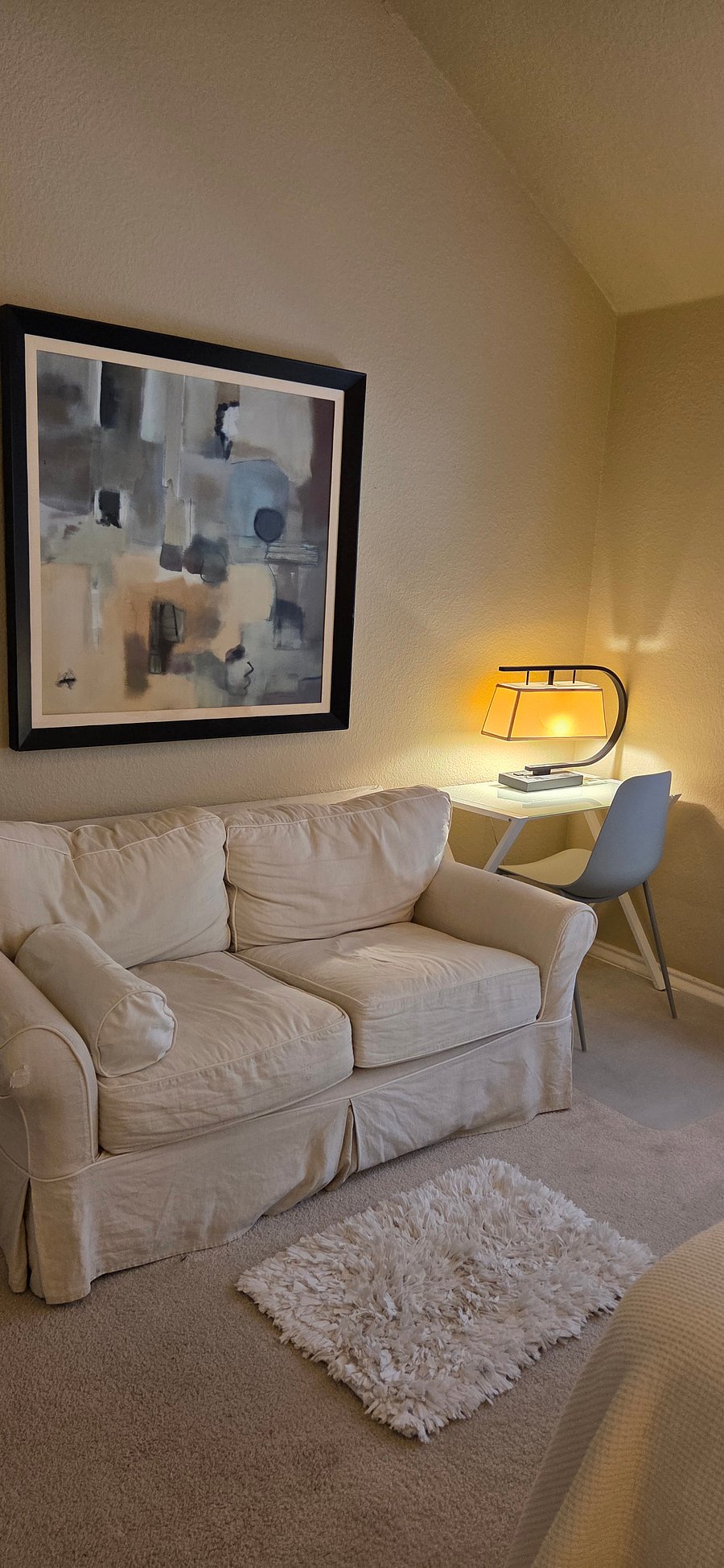 Furnished Finder property 1052302_1 photo 11