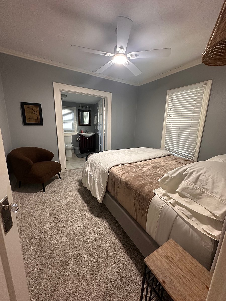 Furnished Finder property 1052309_1 photo 21