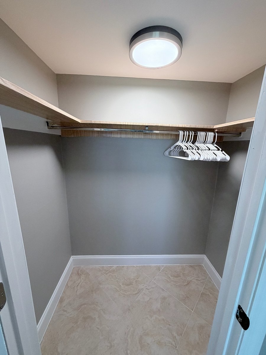 Furnished Finder property 1052314_1 photo 13
