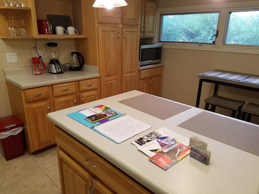 Furnished Finder property 1052317_1 photo 3