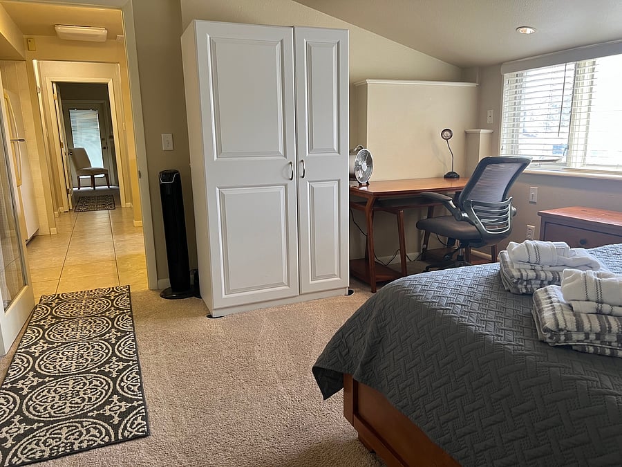 Furnished Finder property 1052317_1 photo 11