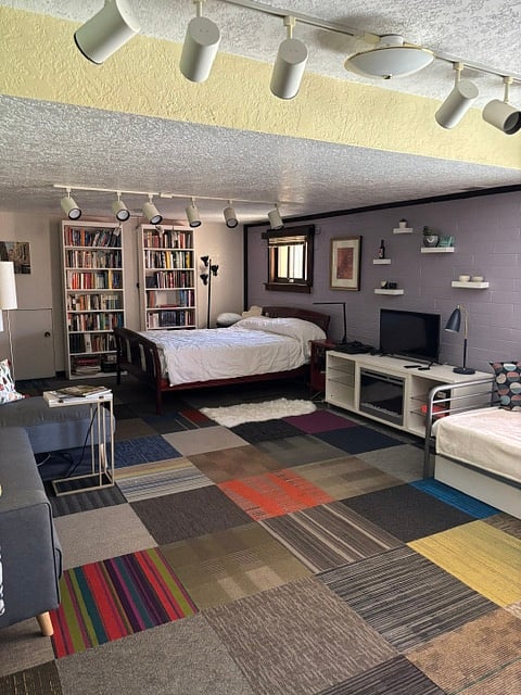 Furnished Finder property 1052318_1 photo 2