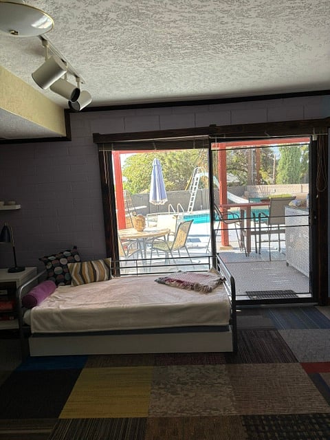 Furnished Finder property 1052318_1 photo 4
