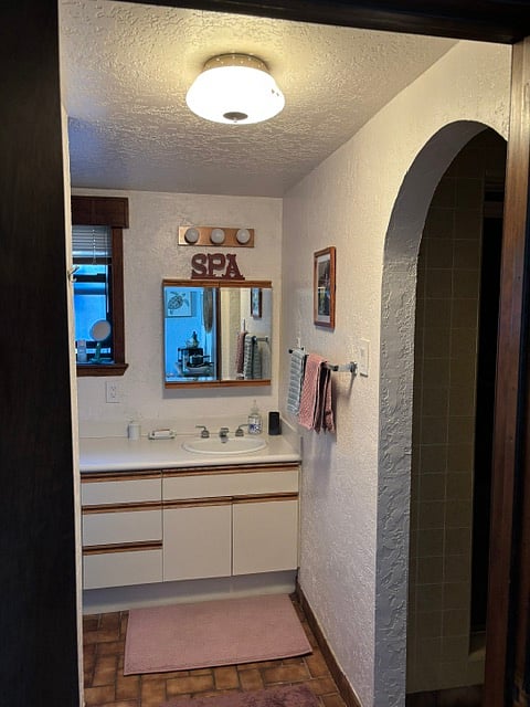 Furnished Finder property 1052318_1 photo 9