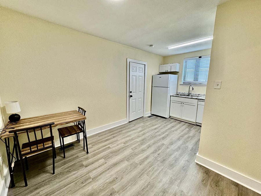 Furnished Finder property 1052319_1 photo 4
