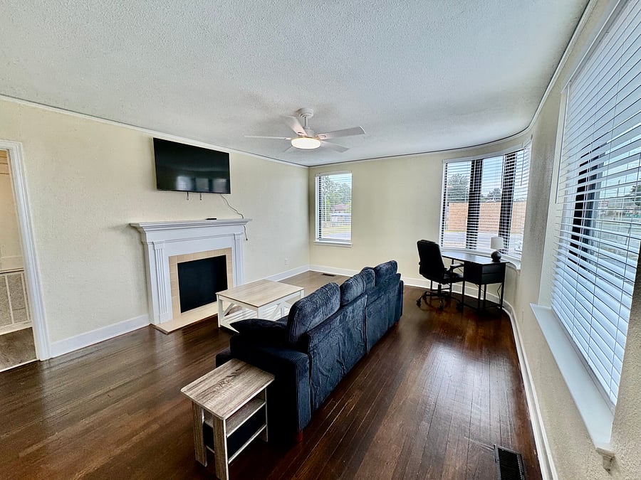 Furnished Finder property 1052319_1 photo 1