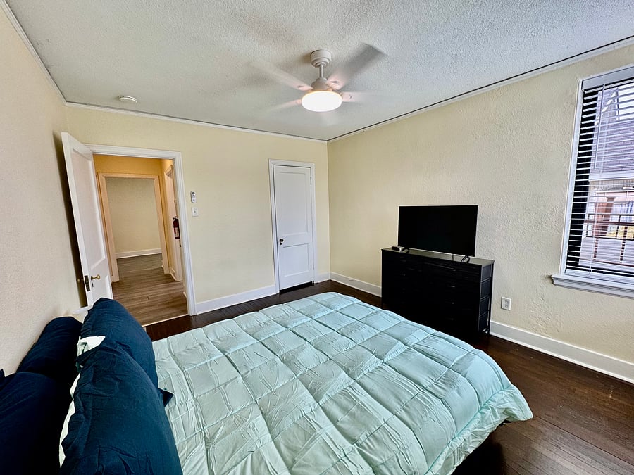 Furnished Finder property 1052319_1 photo 8
