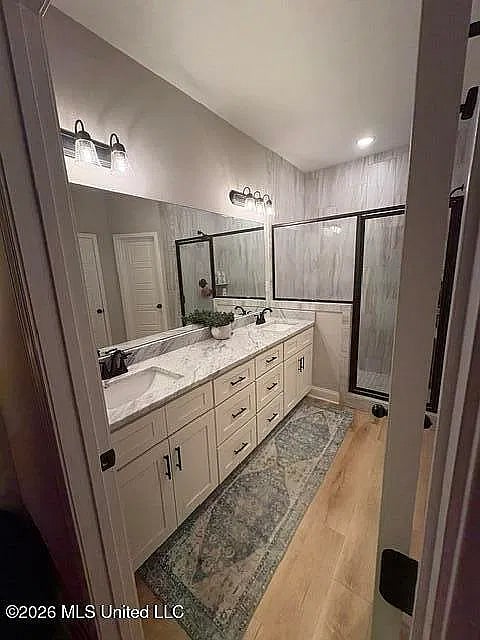 Furnished Finder property 1052324_1 photo 4