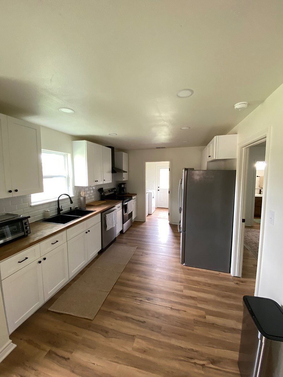 Furnished Finder property 1052336_1 photo 7