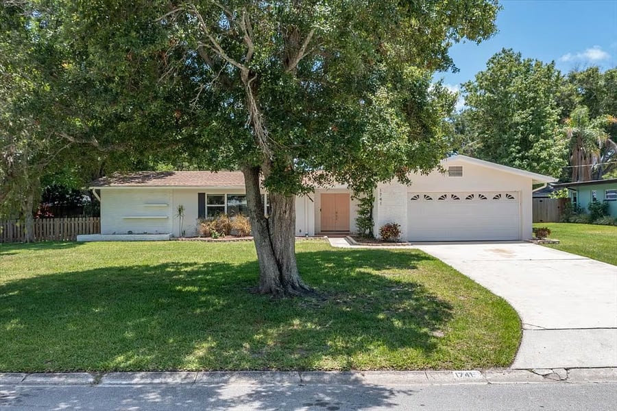 Furnished Finder property 1052342_1 photo 31