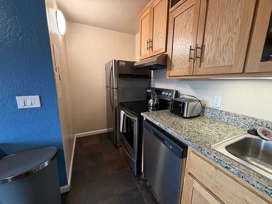Furnished Finder property 1052343_1 photo 12