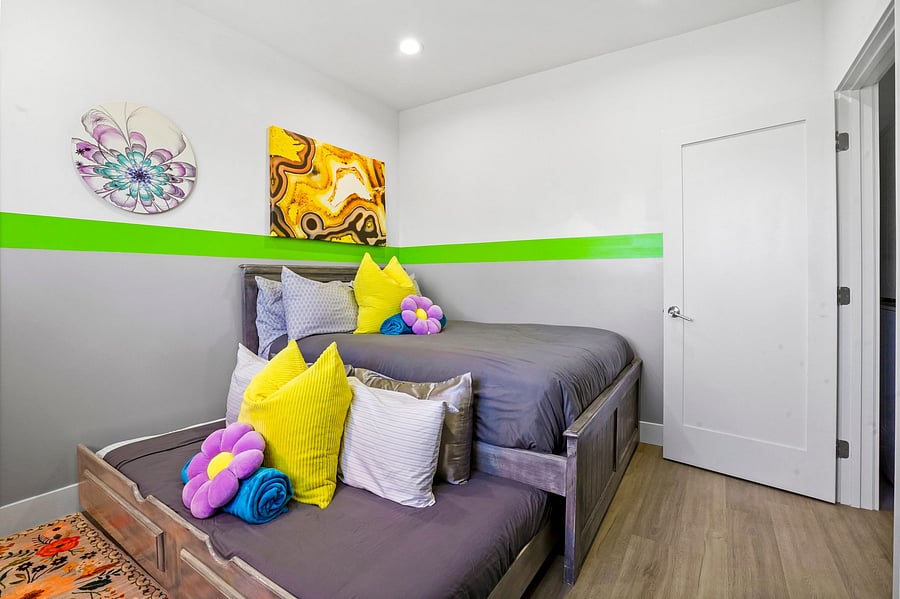 Furnished Finder property 1052350_1 photo 7