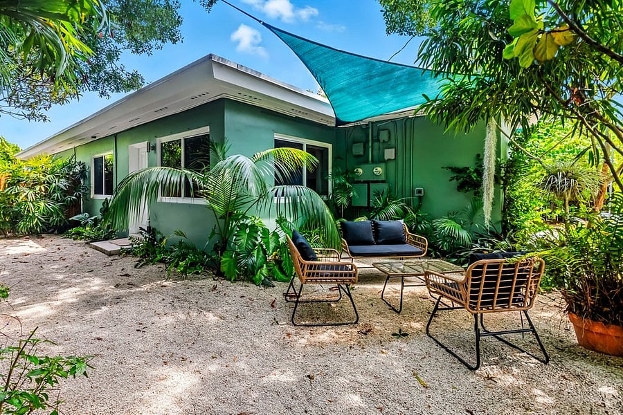 Furnished Finder property 1052357_1 photo 10