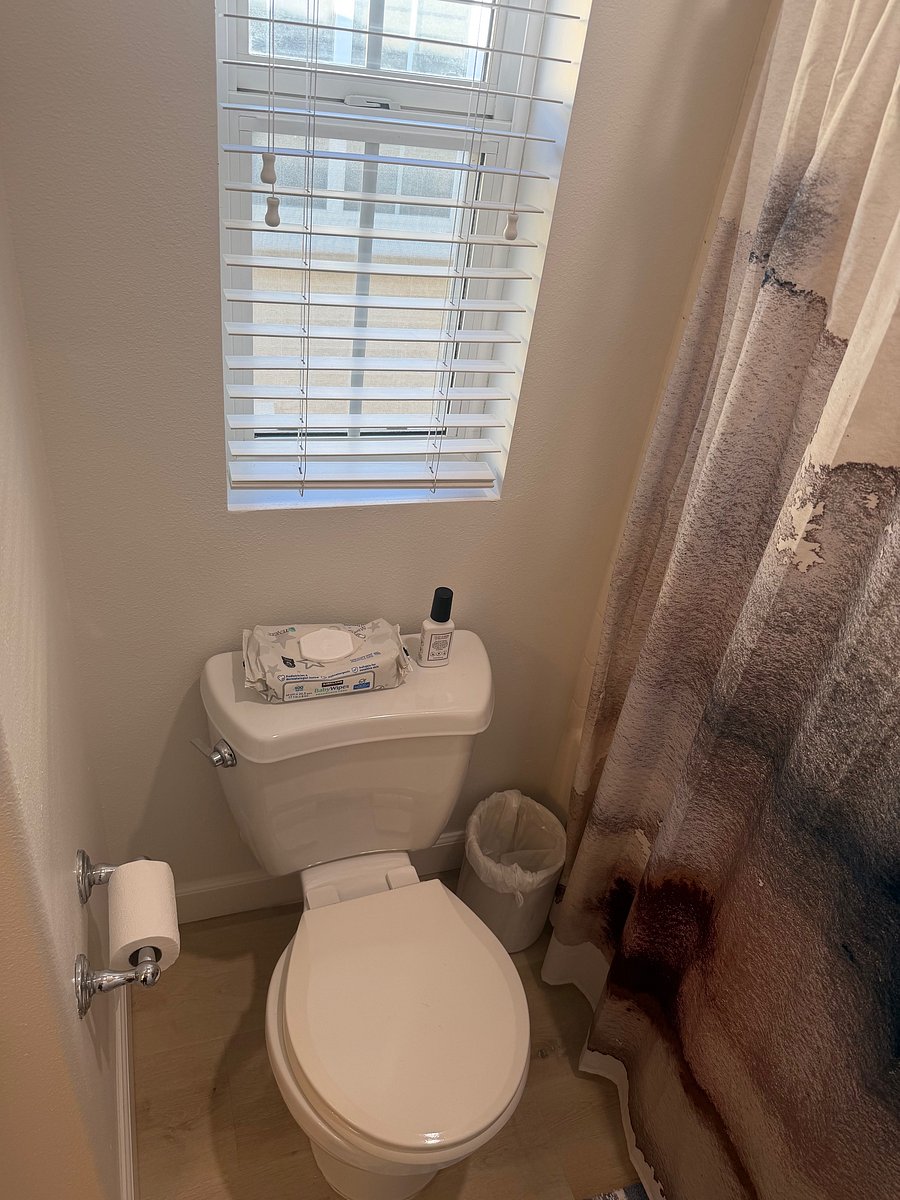 Furnished Finder property 1052361_1 photo 7